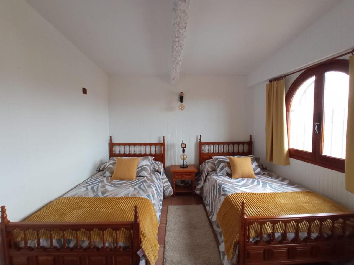 Casa Turistica Villa Carmen, Con Chimenea, Amplia Zona De Jardin, Barbacoa, Piscina Y Garaje Arenzana de Abajo Εξωτερικό φωτογραφία