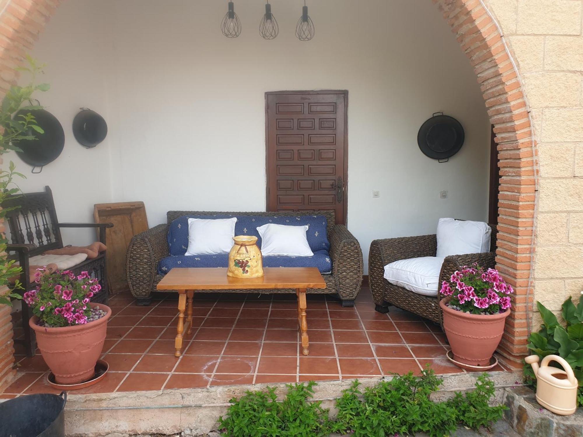 Casa Turistica Villa Carmen, Con Chimenea, Amplia Zona De Jardin, Barbacoa, Piscina Y Garaje Arenzana de Abajo Εξωτερικό φωτογραφία